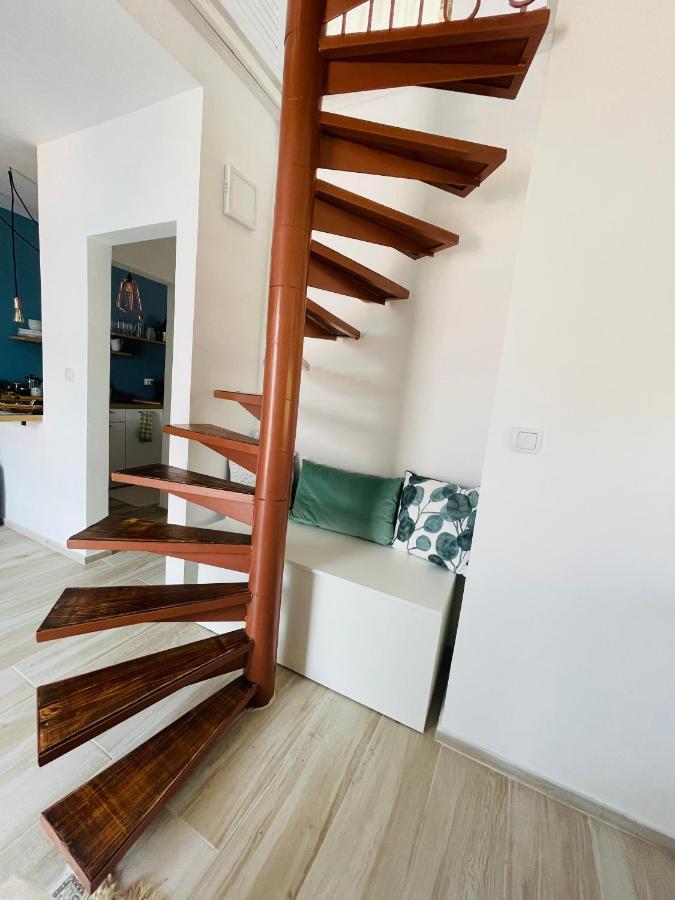 Chic Sea Front Apartment With Breathtaking Kotor Bay View Donji Stoliv Dış mekan fotoğraf